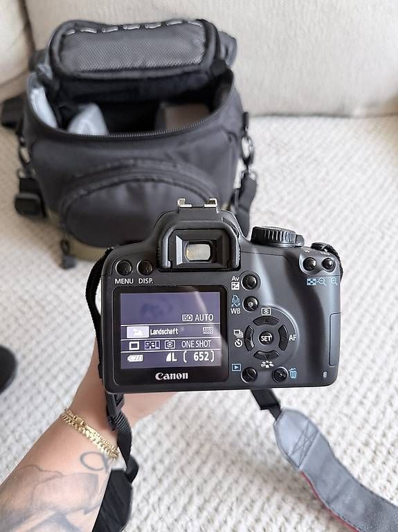 Fotocamera: Canon EOS 1000D Spiegelreflexkamera Set  – Usato da Sennwald venduto da Cloe_M98 2