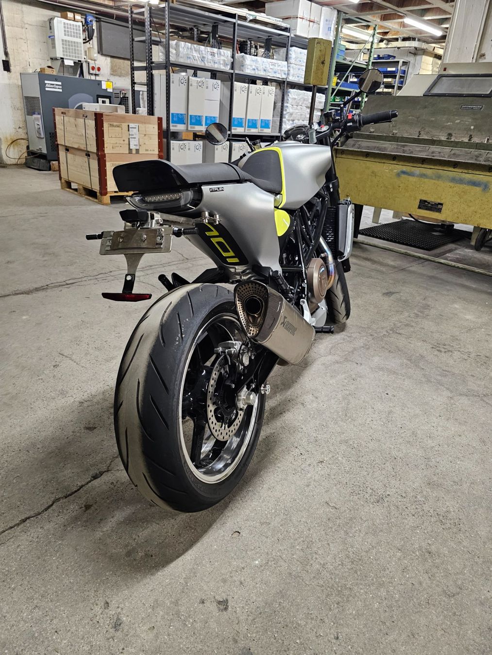 Husqvarna Strada: Husqvarna Vitpilen 701 Unikat – Usato da Salvenach venduto da Hayadriver 3