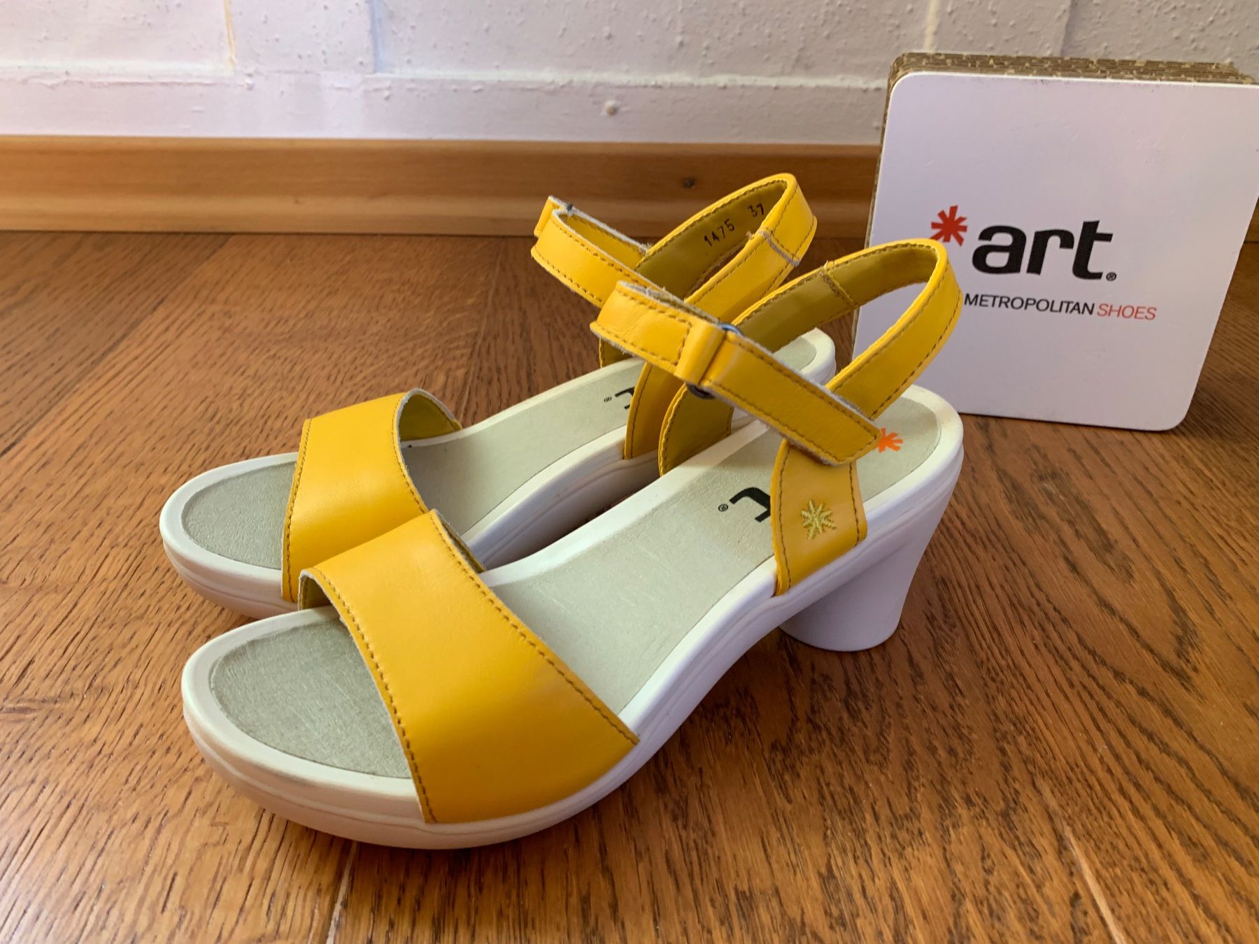 Scarpe da donna: Art Alfama 1475 yellow Gr.37 – Nuovo (secondo la descrizione) da Zürich venduto da finsti 2