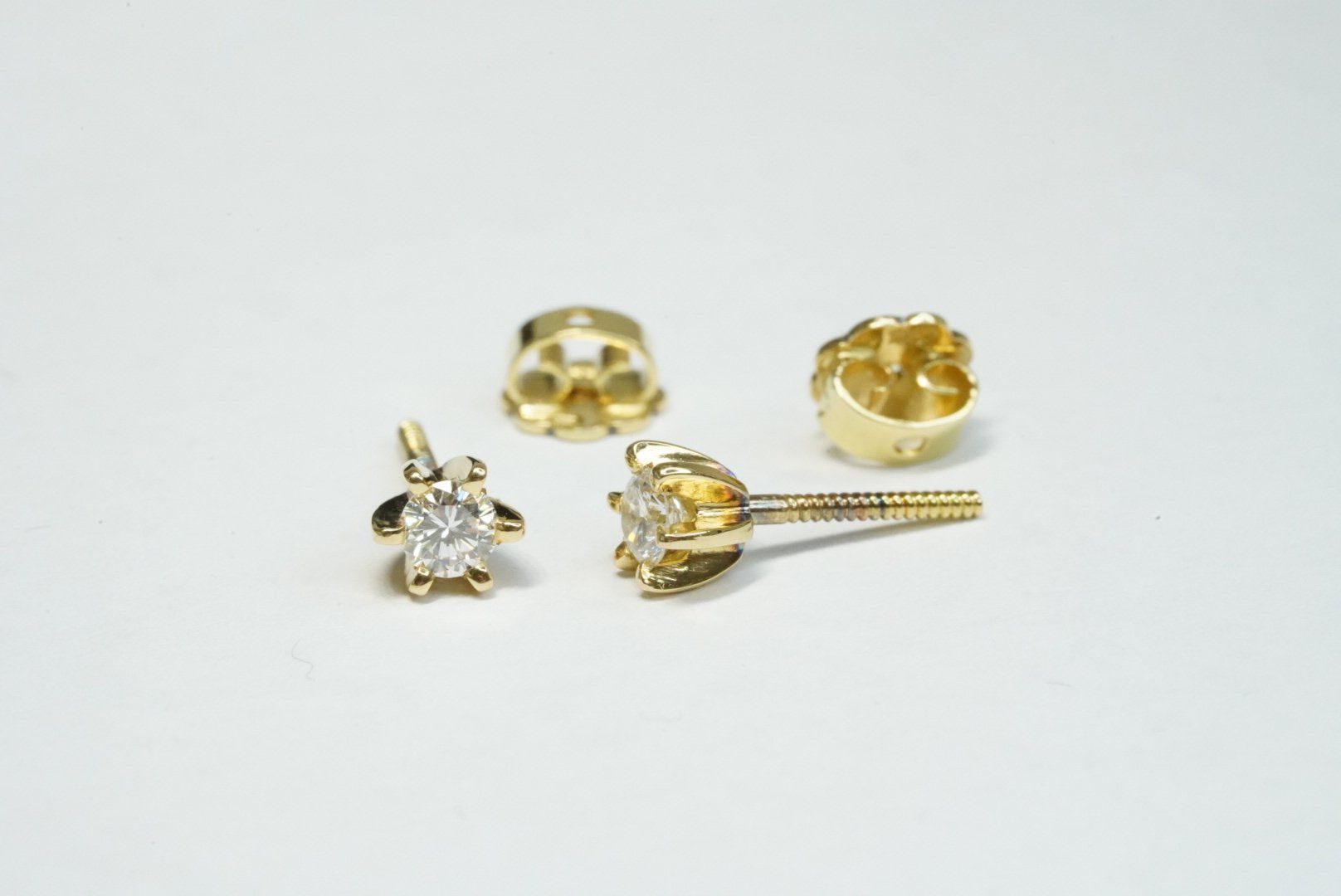 Orecchini pendenti & Orecchini a lobo: Ohrstecker mit Diamant 18k Gelbgold – Usato da Bülach venduto da Re-Jewelled 3