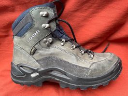 Wanderschuhe Lowa Renegade GTX grau gebraucht Zustand