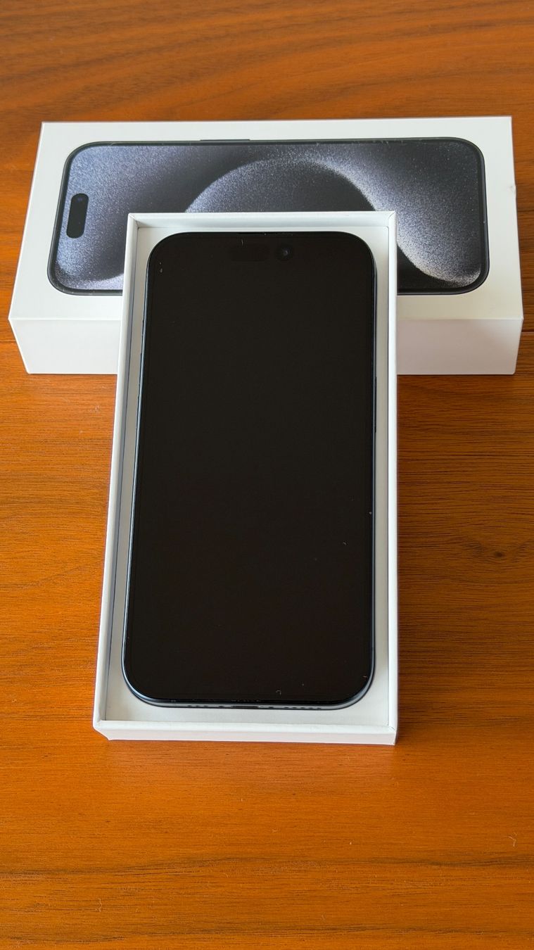 Apple Handys / Smartphones: iPhone 15 Pro 256GB Blue Titanium – Neu (gemäss Beschreibung) aus zürich von renatoelio