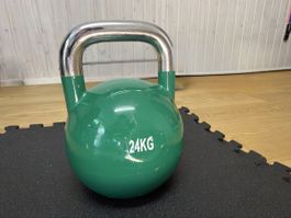 24kg Fitcom Competition Kettlebell - Glänzend Grün