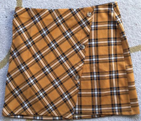 MINIJUPE BEIGE KARIERT KNÖPFE STRECH GR; 42 SEHR SCHÖN 45/44