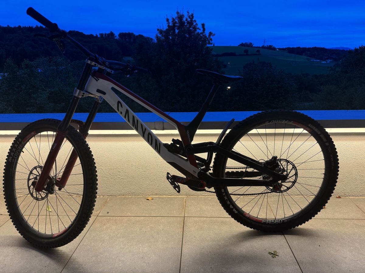 Canyon Biciclette: Canyon Sender CFR Downhill Bike – Usato da Rosshäusern venduto da Lars12345 1