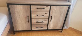 Schönes Sideboard im Vintage-Look, top Zustand, 140cm