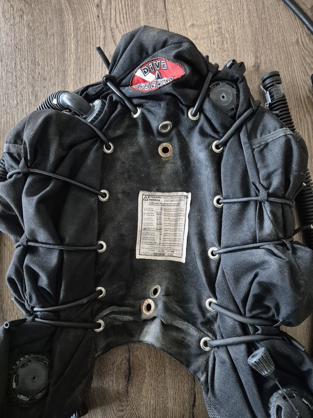 Gilet & Giacche: Gilet stabilisateur Dive Système  – Usato da Cheseaux-sur-Lausanne venduto da Raie 3