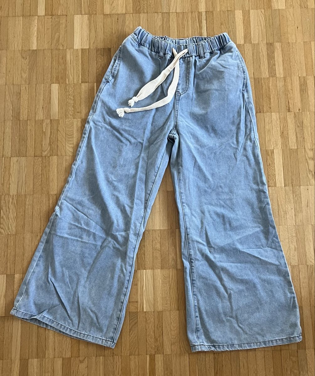 Jeans: Baggy Jeans 100% Baumwolle Grösse S – D'occasion à Nottwil par Silke94