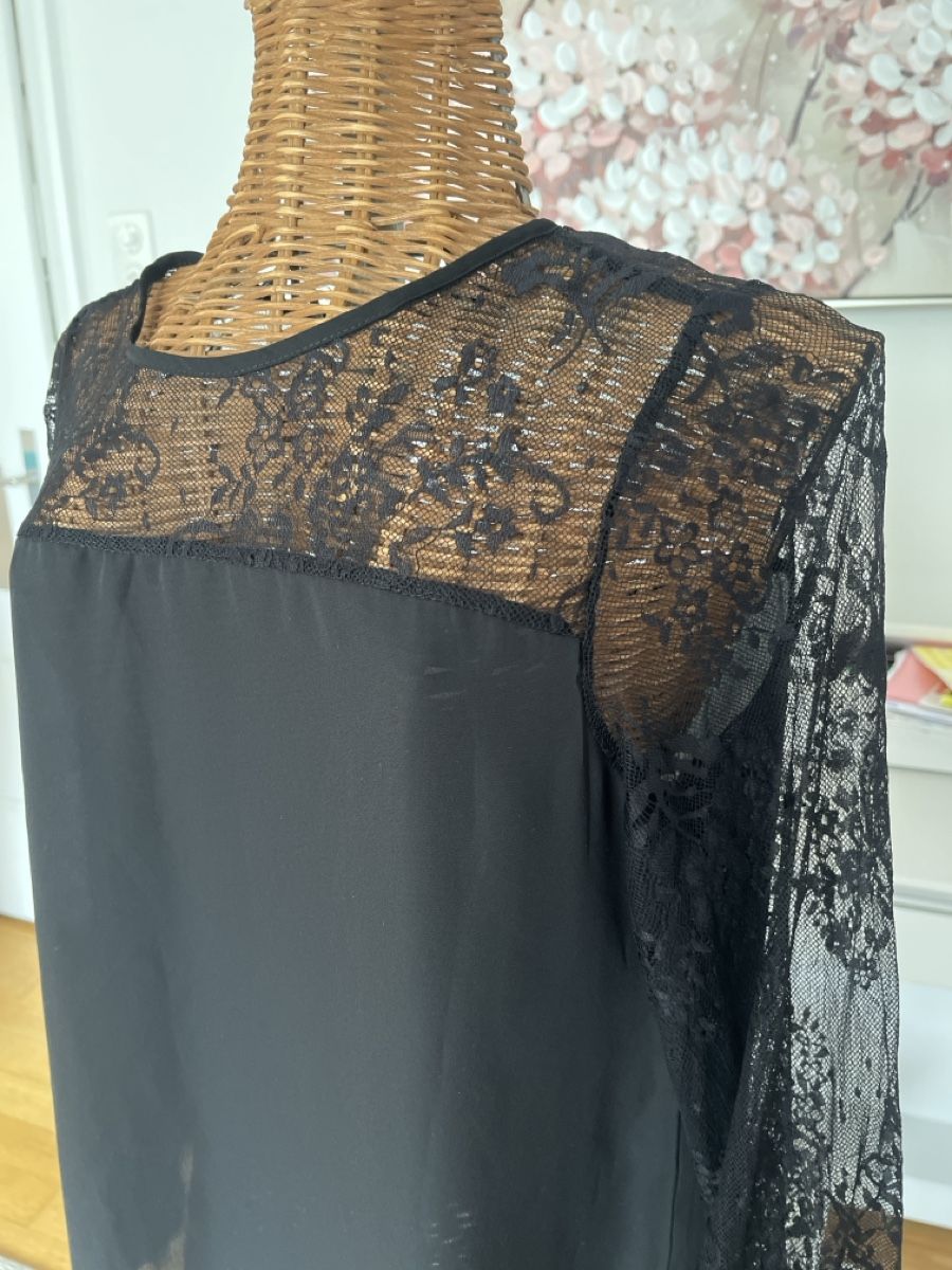 Shein Blusen: Bluse schwarz mit Spitzenärmel, Shein, ca. 38 – Gebraucht aus Solothurn von Bobesch08 1