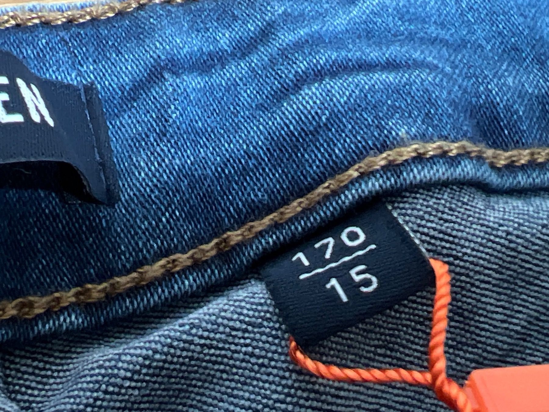 Pantaloni: Shorts Blue Seven Gr.170 - Neu – Nuovo e nell'imballaggio originale da Visp venduto da bluenero 4