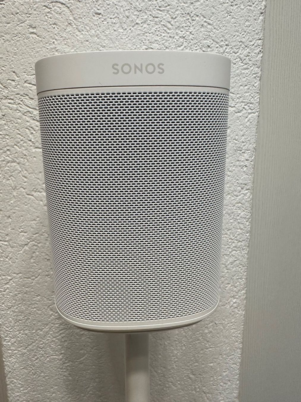 Sonos Casse acustiche: Sonos One mit Ständer - Top Zustand, Weiss – Usato da Othmarsingen venduto da daisy18 7