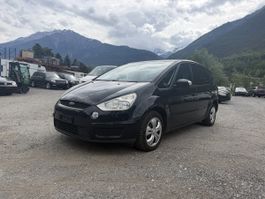 Ford S-Max 2.0i