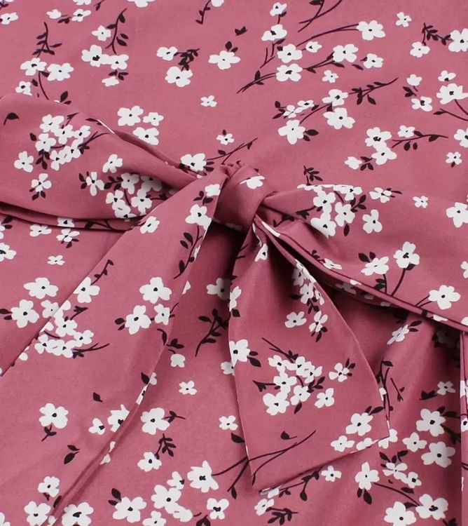 Robes: Sommerliches Maxikleid mit Blumenmuster, Top! – D'occasion à Bern par titaniumsnow 3