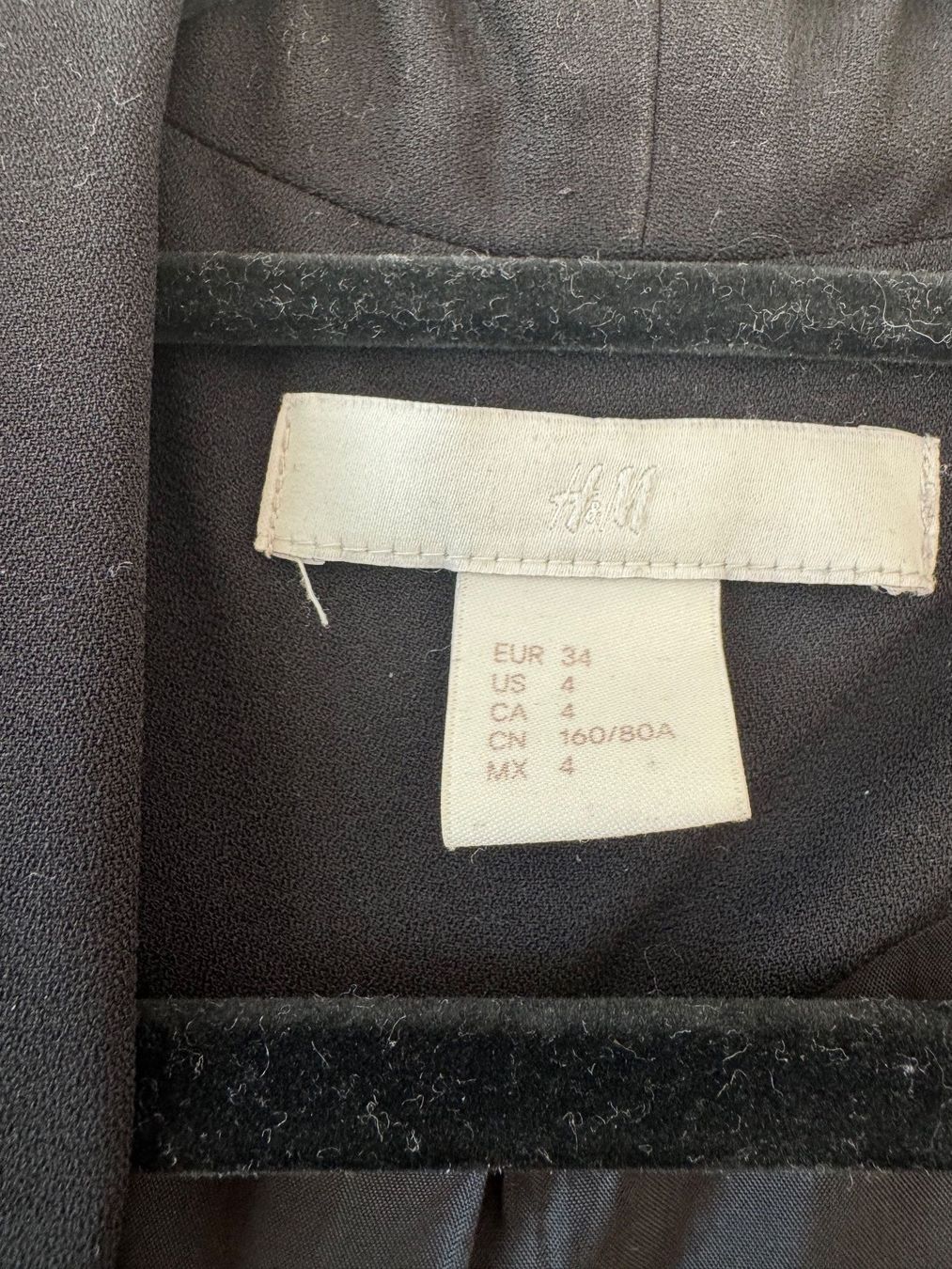 H&M Giacche: Veste de costard noire 34 – Usato da Montreux venduto da iizaa811 1