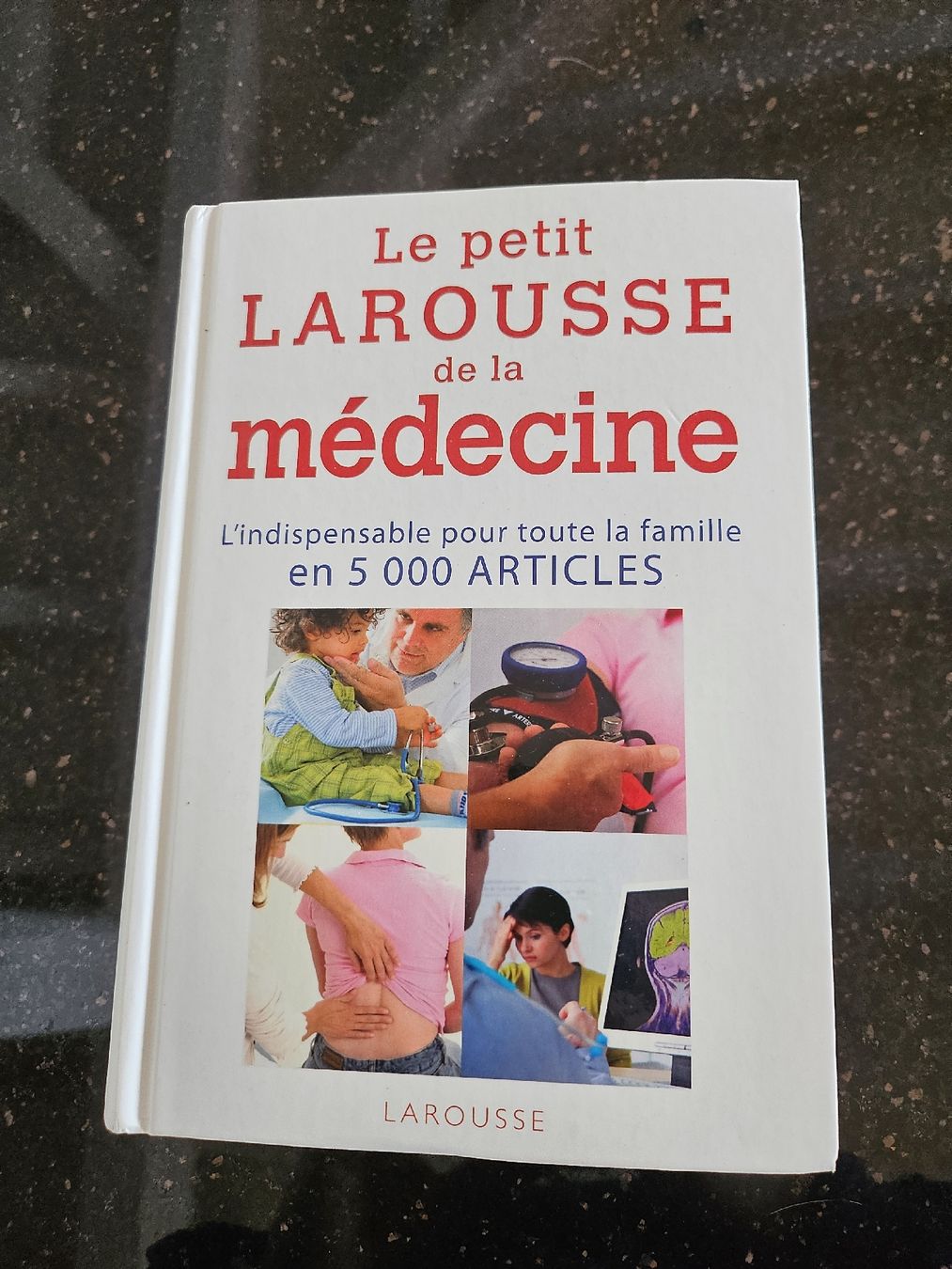 Libri: Larousse de la médecine - 5000 articles – Usato da La Joux FR venduto da car_ck96