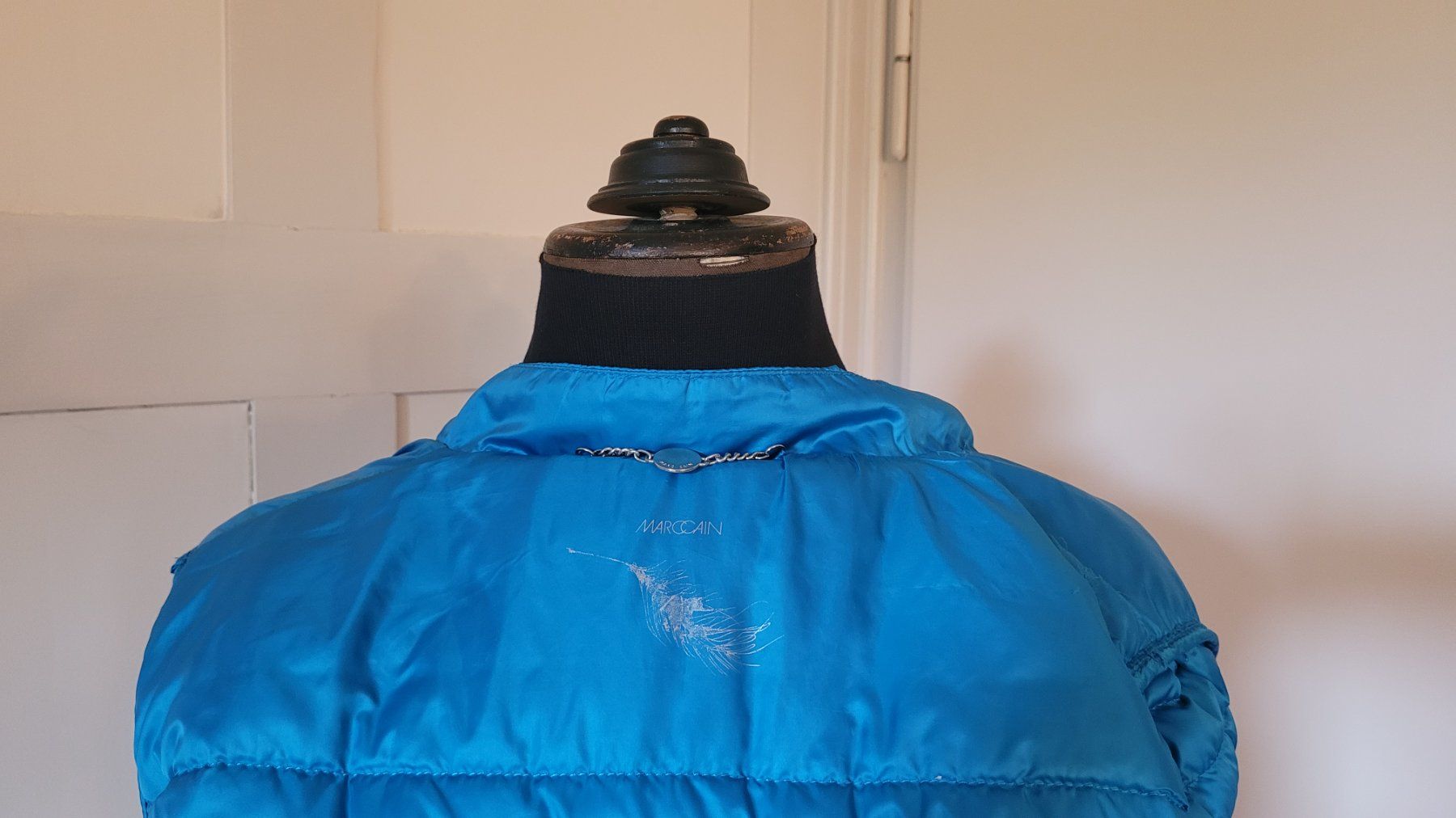 Marc Cain Giacche: Spitzen Daunenjacke Marc Cain Gr.N5 – Nuovo (secondo la descrizione) da Winterthur venduto da Wohnhaus 5