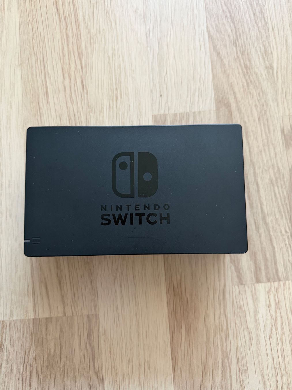 Docking station: Nintendo Switch 1 Dock – D'occasion à Wimmis par vip_5qnn 1