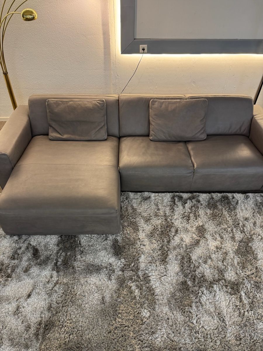 Sofas: Designer Ecksofa aus Schafsfell, Anchor Grey – Gebraucht aus Fehraltorf von Sofalab.swiss 5