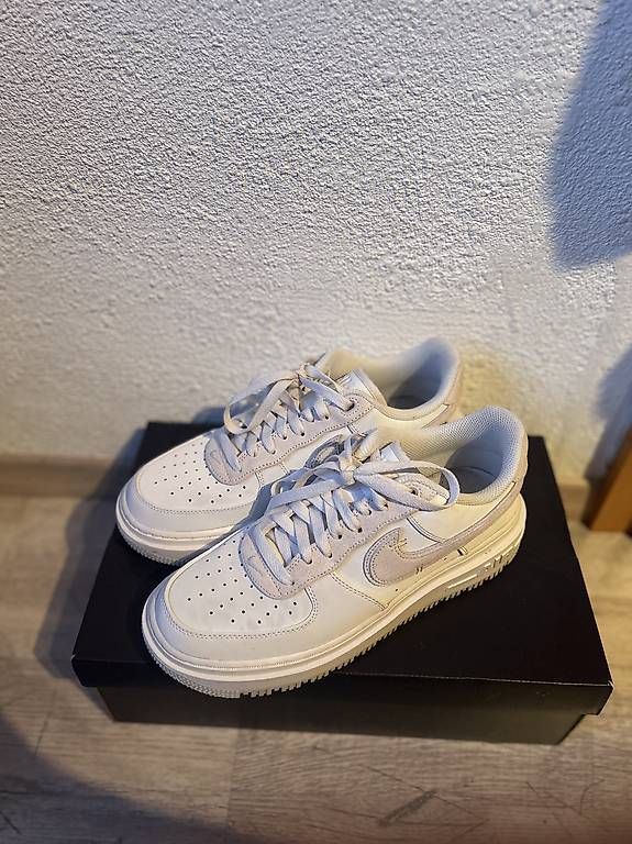 Herrenschuhe: Nike Air Force 1 07 LV8 – Gebraucht aus Studen BE von ram_27zy 1