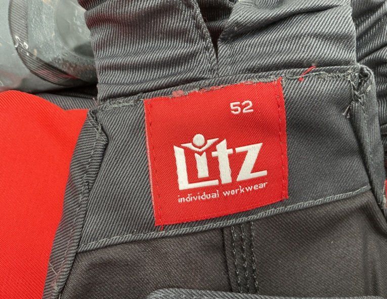 Pantaloni: Litz Arbeitslatzhose Gr. 52 – Nuovo (secondo la descrizione) da Uerkheim venduto da Kaufoption 2