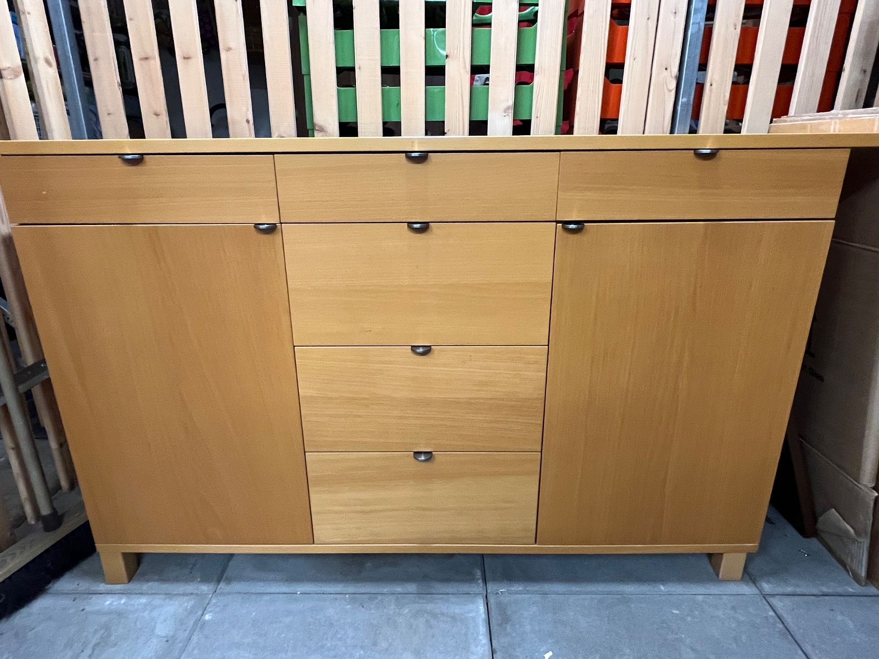 Interio Credenze: Sideboard  Masse: 140 cm x 40 cm x 80 cm – Usato da Zürich venduto da Rollietto