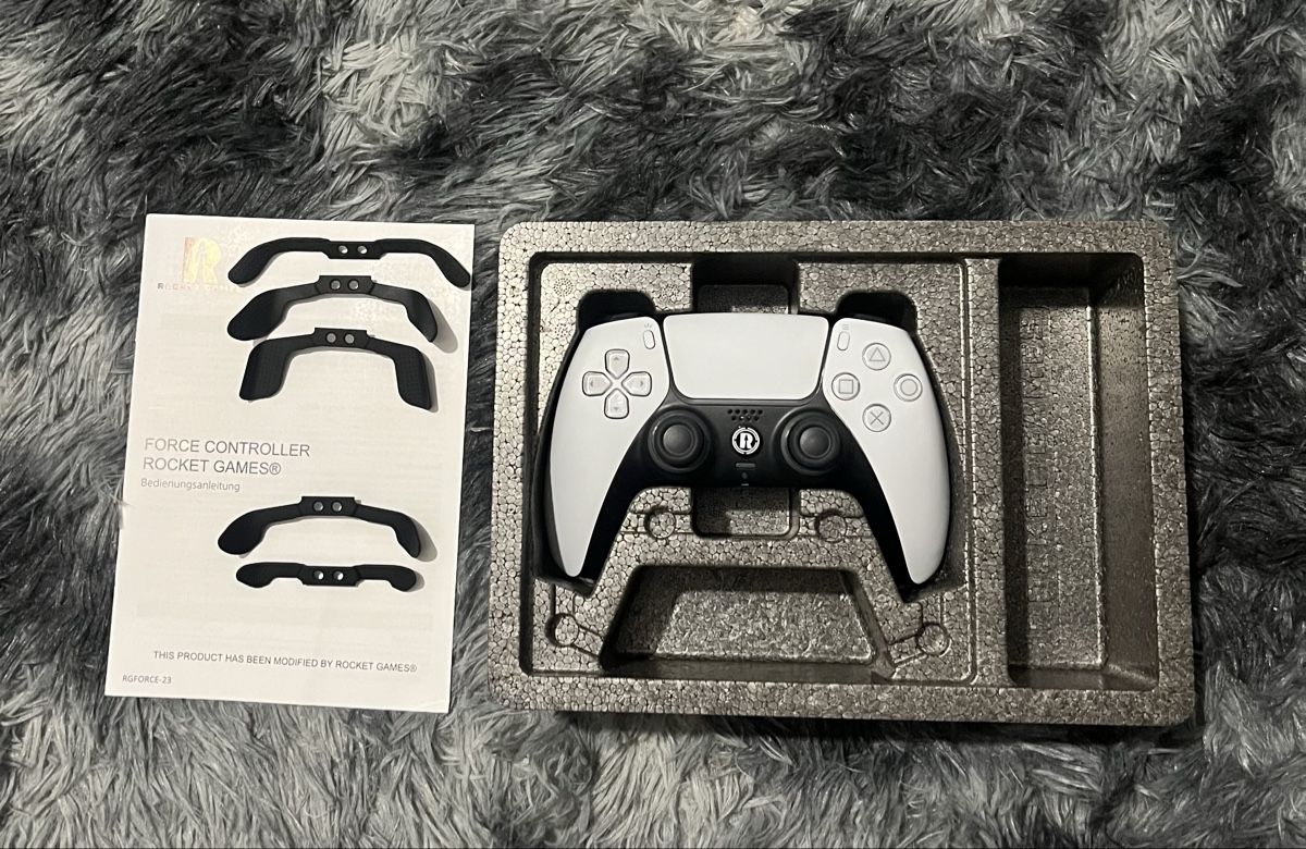 Sony Konsolen: Rocket Games Force PS5 V3 - Hall Effect - État comme neuf – Gebraucht aus Bex von thm_8xdj