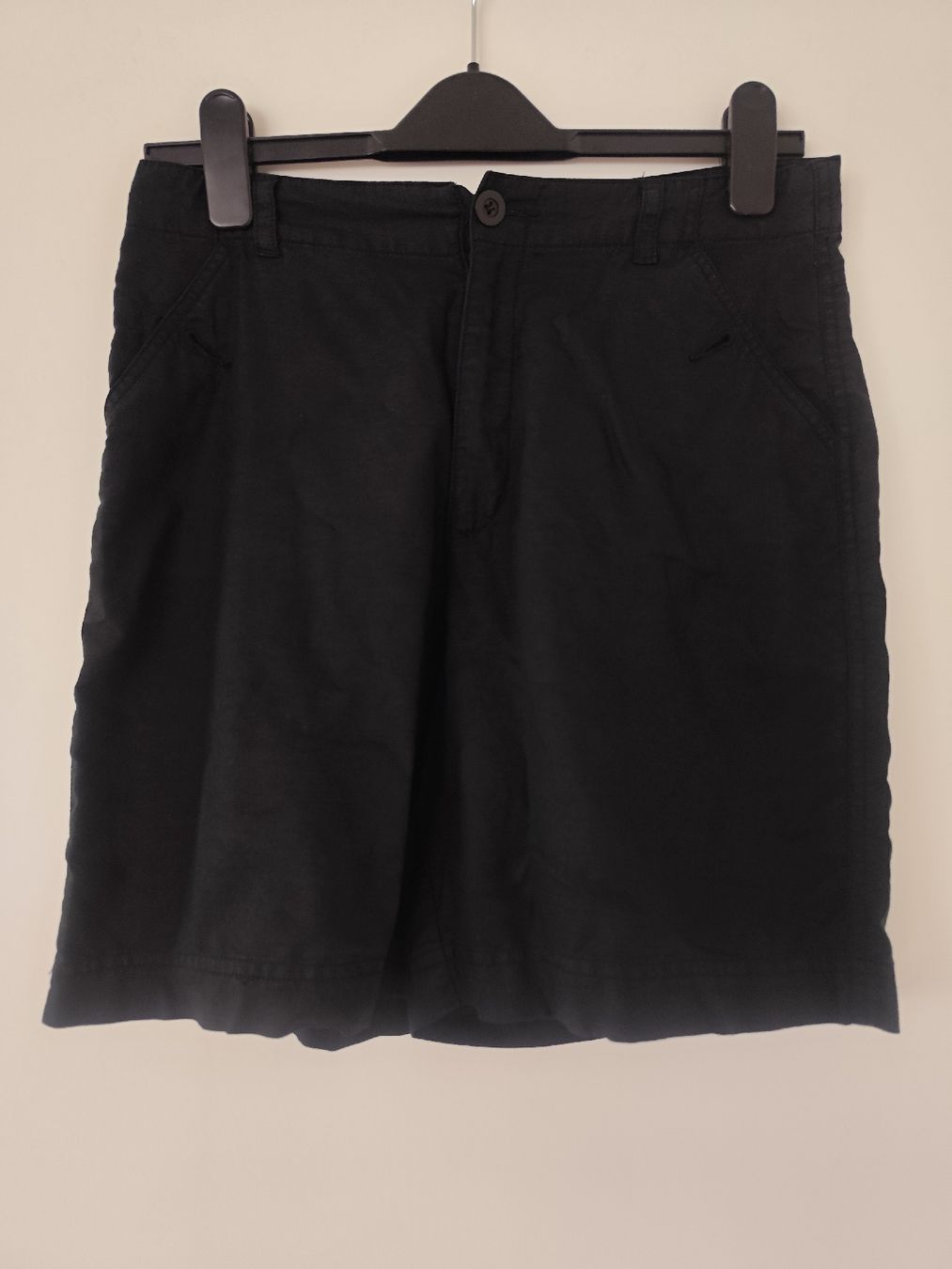 Esprit Hosen: Esprit Shorts schwarz Grösse 40  – Gebraucht aus Zürich von Claudia_Zueri