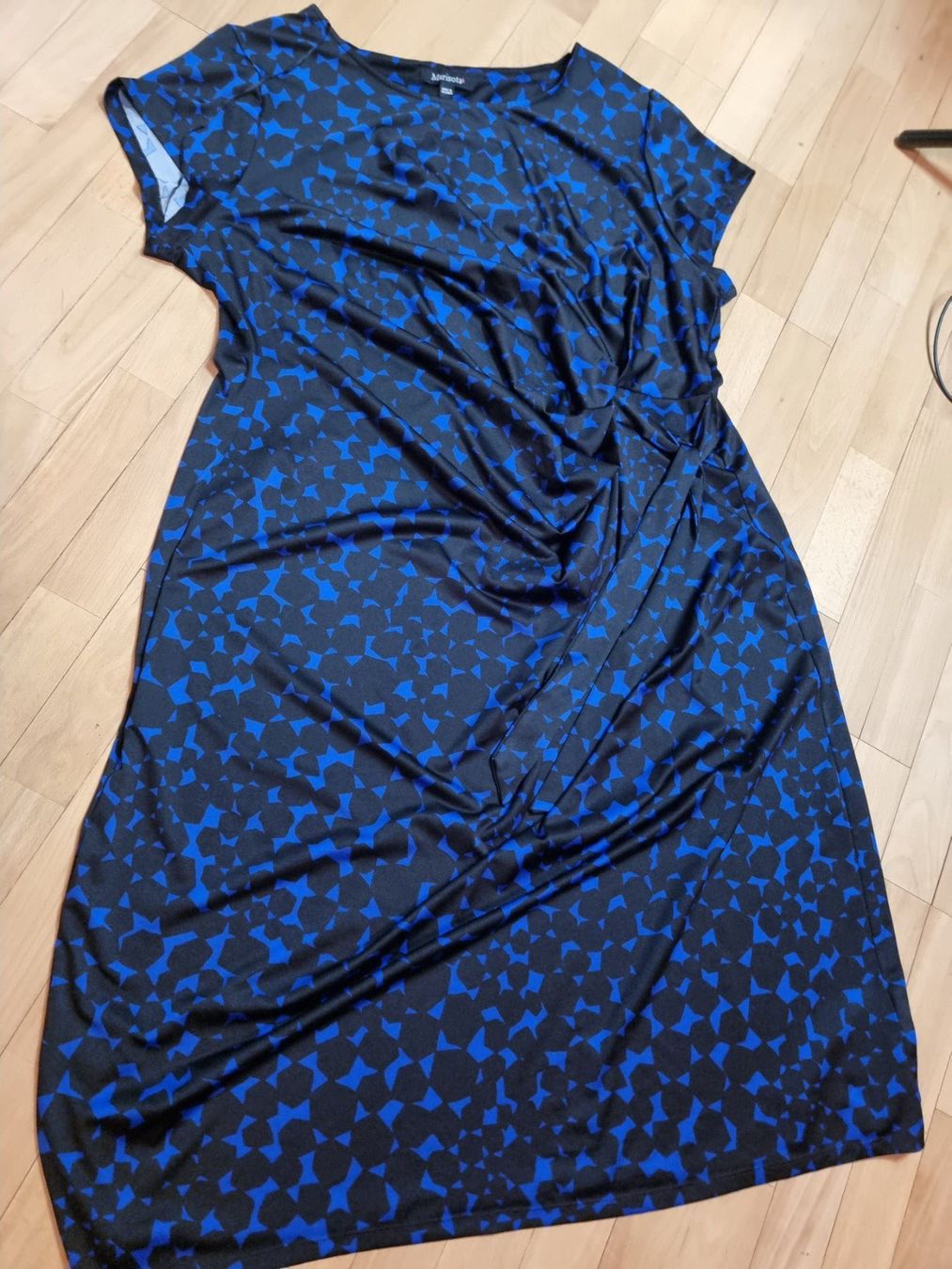 Kleider: 🌺Kleid Größe 52🌺 – Gebraucht aus Wald ZH von CapLux 1