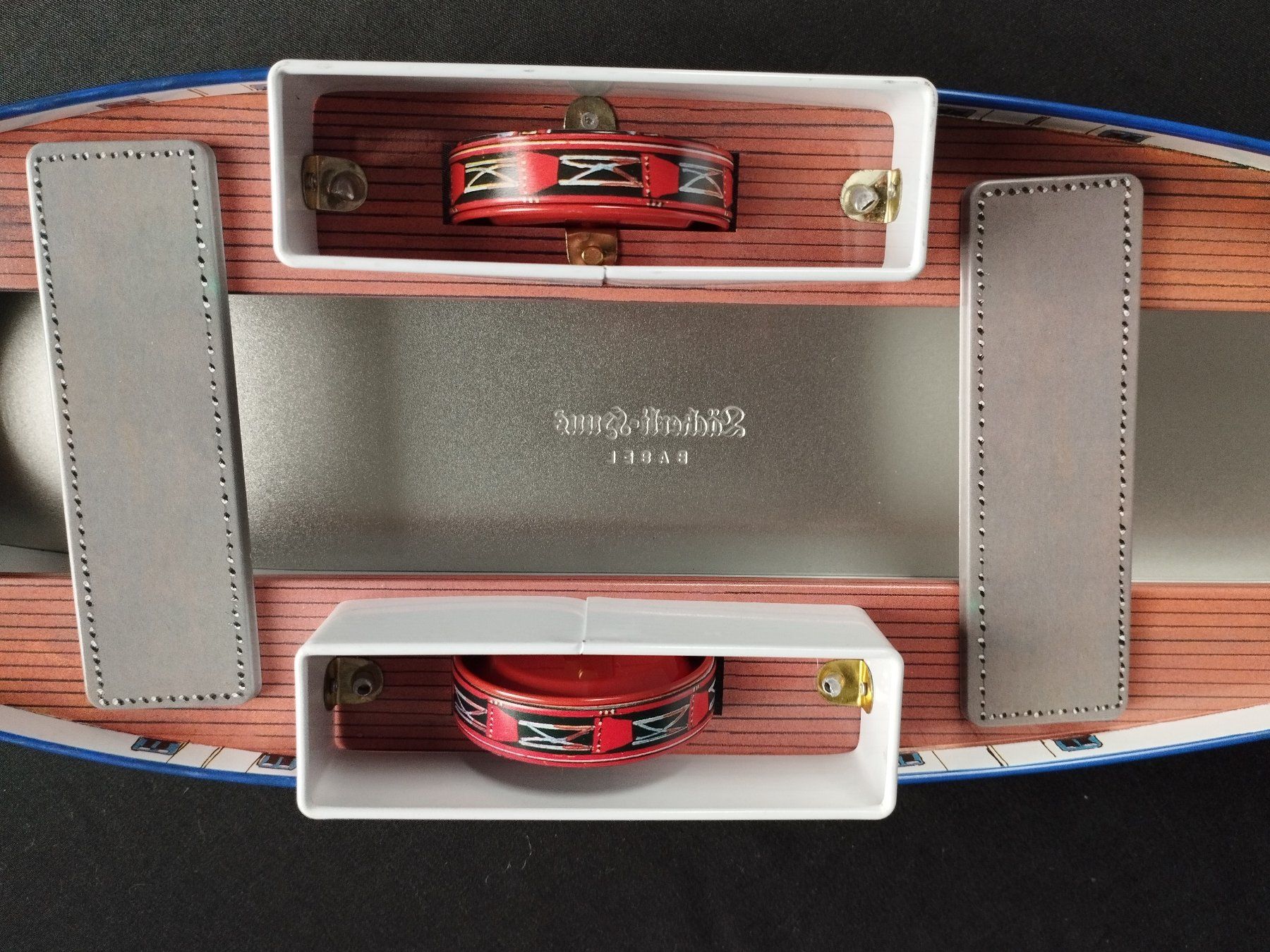 Kit di modellismo & Modellini statici: LÄCKERLI HUUS Basel Raddampfer Uri – Usato da Schübelbach venduto da Restwert_Schubelbach 5