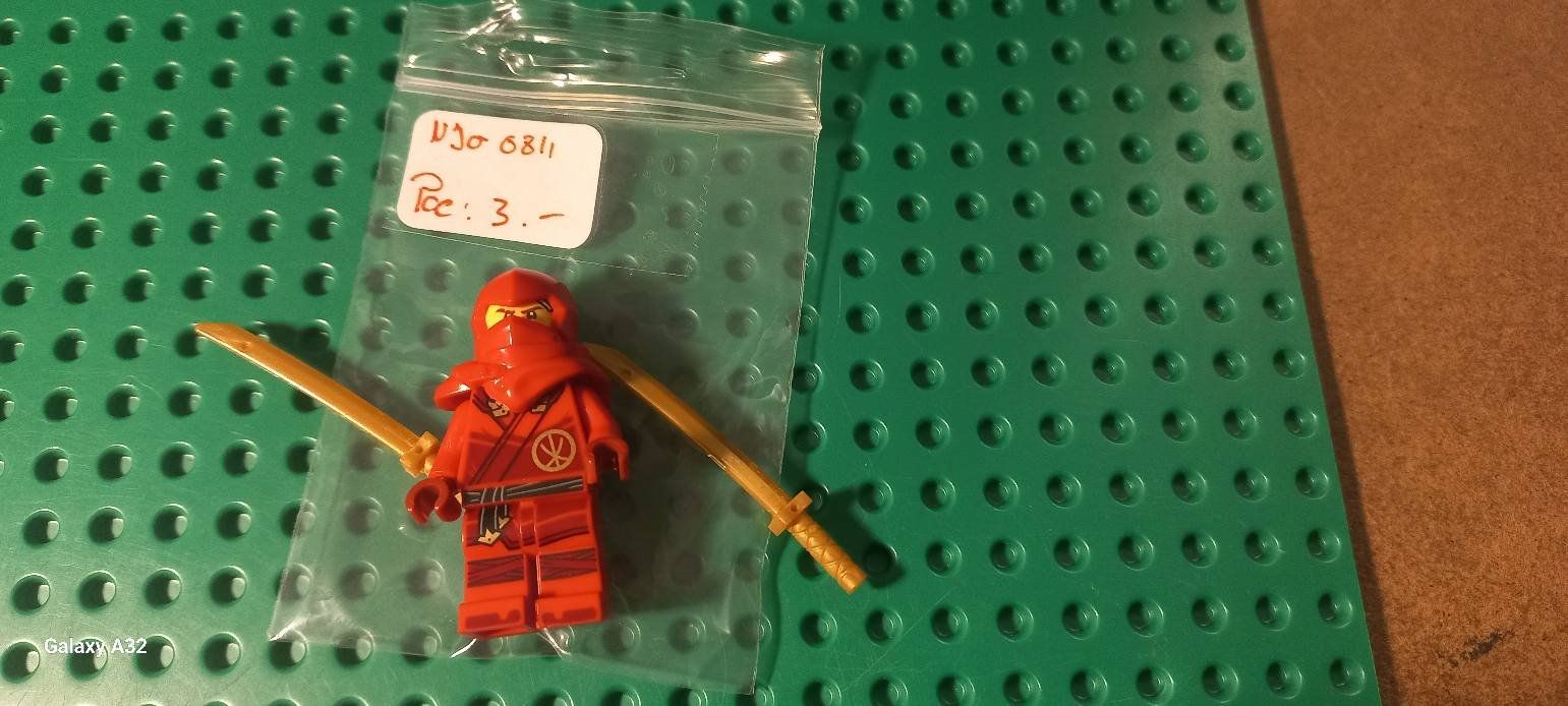 Lego Spielzeuge: Mini figurine Lego ( Kai - Dragons Rising ) – Gebraucht aus La tour de treme von Legocreation82