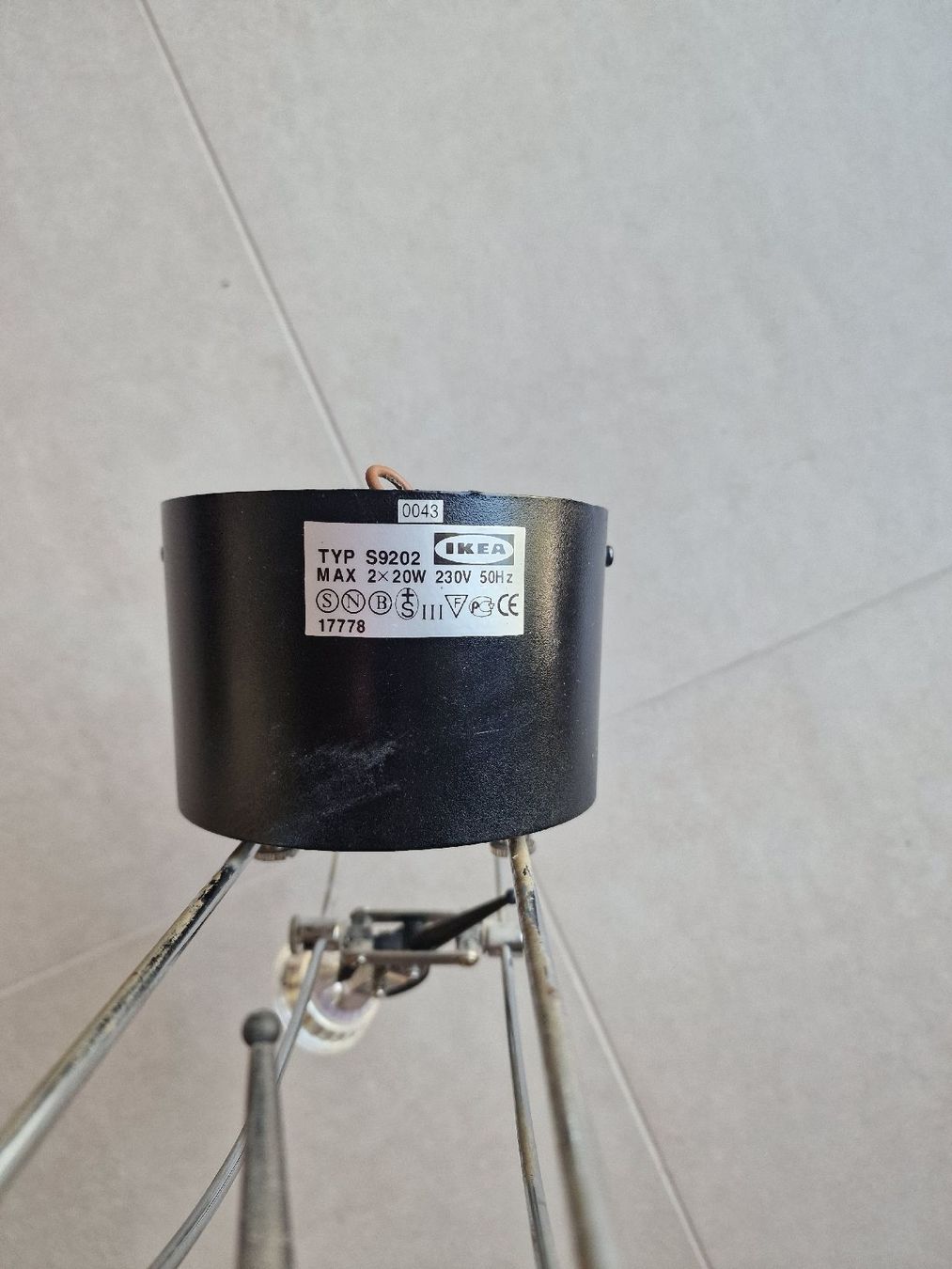Lustres & lampes de plafonds: Lampe design, 2 spots orientables – D'occasion à Vouvry par Marr0 1