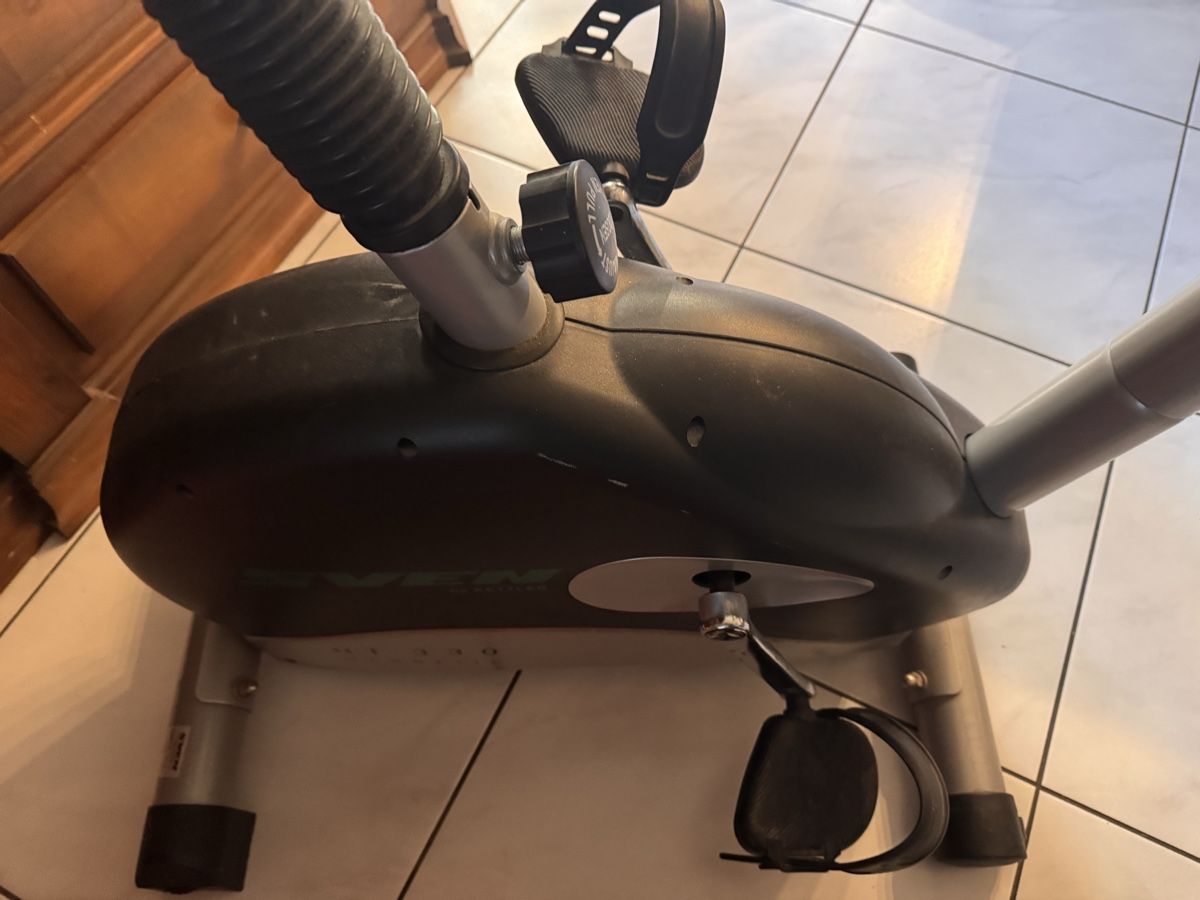 Vélos d'appartement: Heimtrainer-Sven HT 330 exercise bike – D'occasion à Olten par Asaliya 3