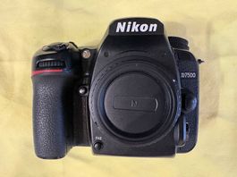 Nikon D7500 Kamera Body, 14041 Clicks, sehr guter Zustand