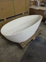 Freistehende Badewanne Mineralguss von Gioiabagno