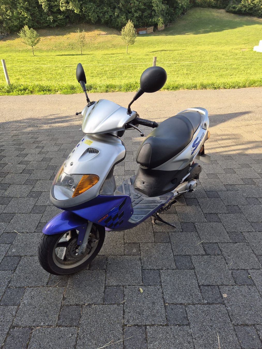 Daelim Autres: Roller 50ccm – D'occasion à Mels par Mikebu 7