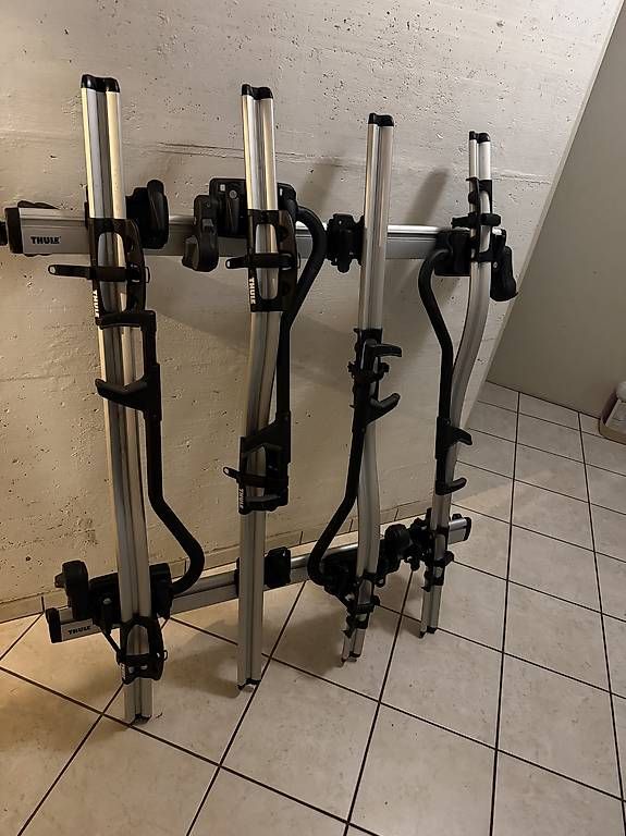 Barres de toit: Fahrradträger Thule – D'occasion à Aesch BL par sim_x6mt