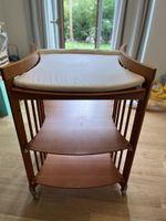 Stokke Wickeltisch mit Rädern