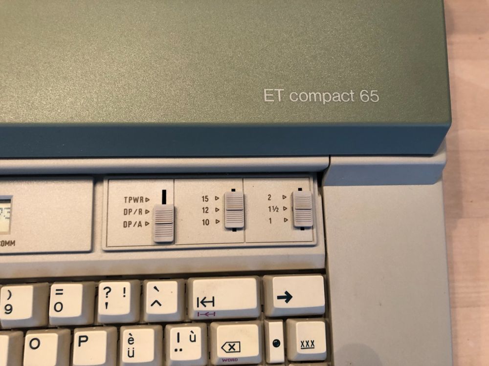 OLIVETTI ET Compact 65 Elektronische Schreibmaschine Kaufen auf Ricardo