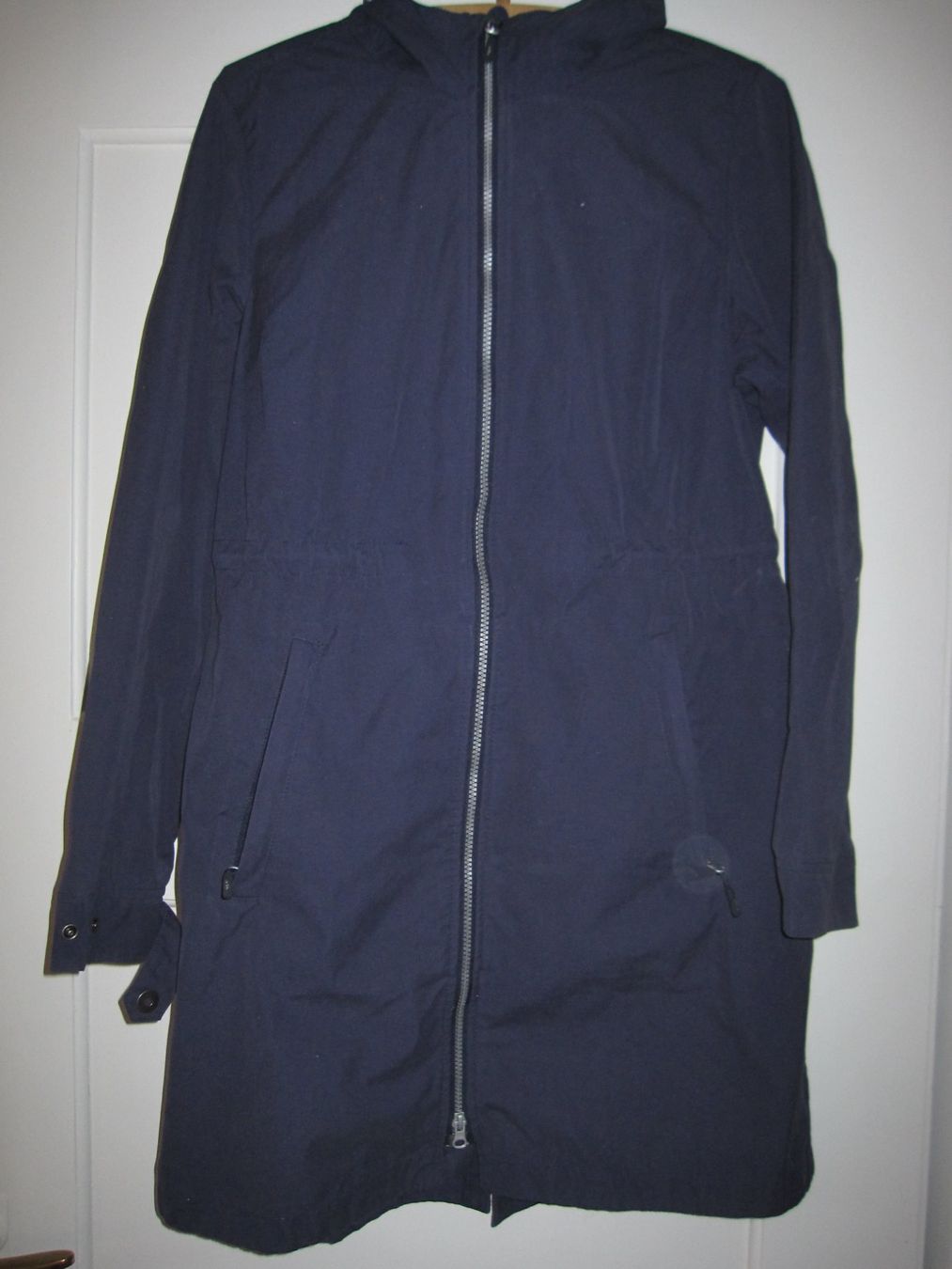 Giacche: Blauer Parka mit Taillenschnur Gr. 38 – Usato da Wettingen venduto da Sk8ertomda 5