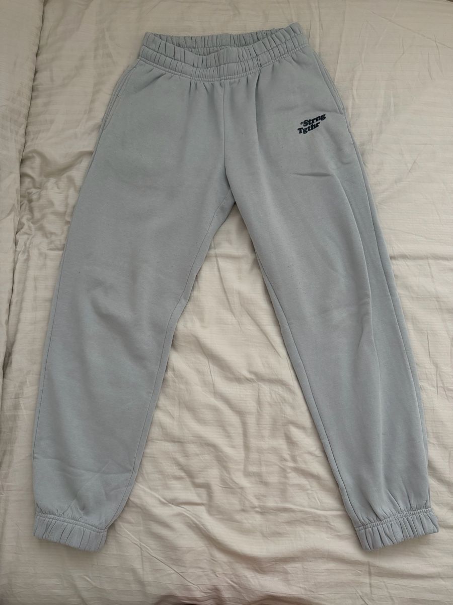 Pantalons: Grey Sweatpants – D'occasion à Möhlin par Diljan