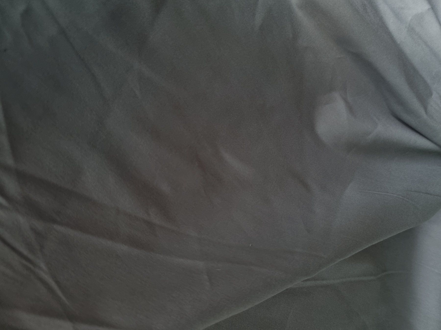 Stoffe: Stoff  Polysatin dehnbar 140 x 140 – Neu (gemäss Beschreibung) aus geroldswil von Gumball1 1