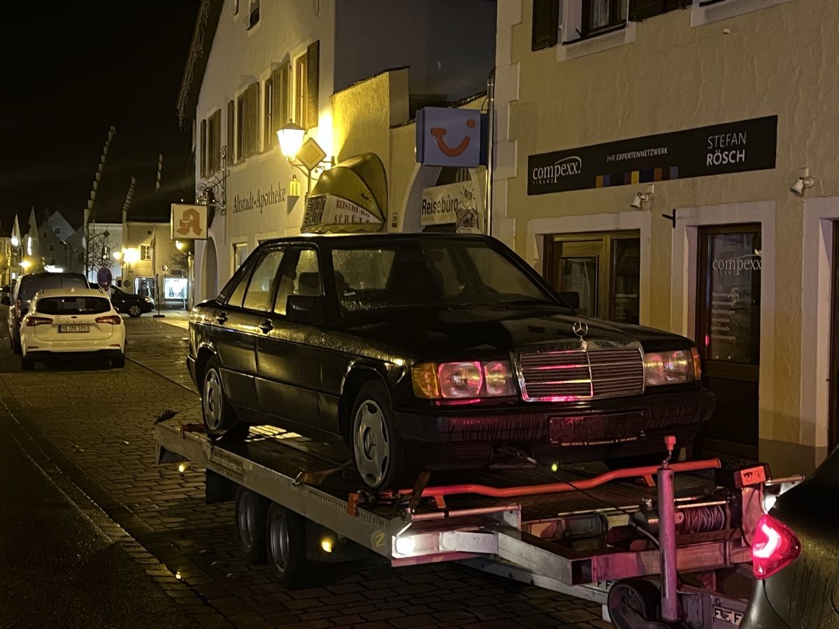 Mercedes-Benz Automobili: Mercedes 190e – Usato da Oberuzwil venduto da FH-11 2