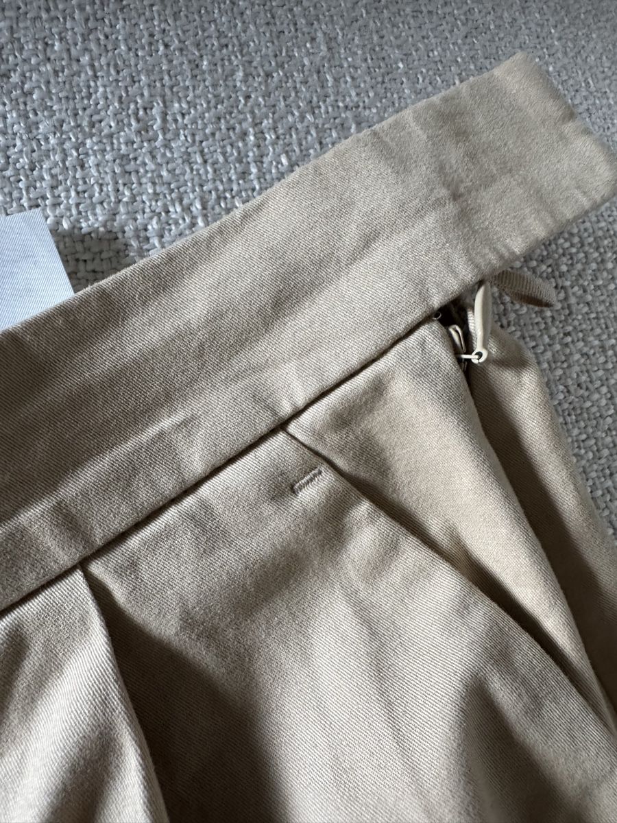 Cos Hosen: COS shorts beige size 44 new – Neu (gemäss Beschreibung) aus Birmensdorf ZH von vic_mv7m 1