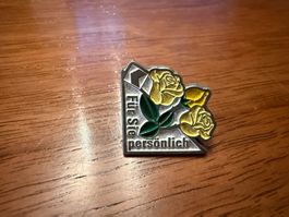 Anstecknadel Blumenmotiv Für Sie persönlich gebraucht
