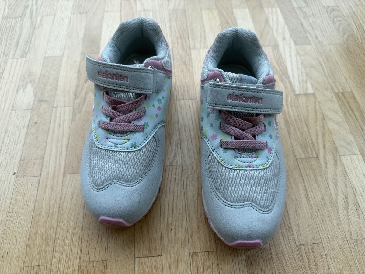 Elefanten Chaussures filles: Sneaker Schuhe Elefanten Gr 28 weit – D'occasion à Basel par syl_xt7q 1