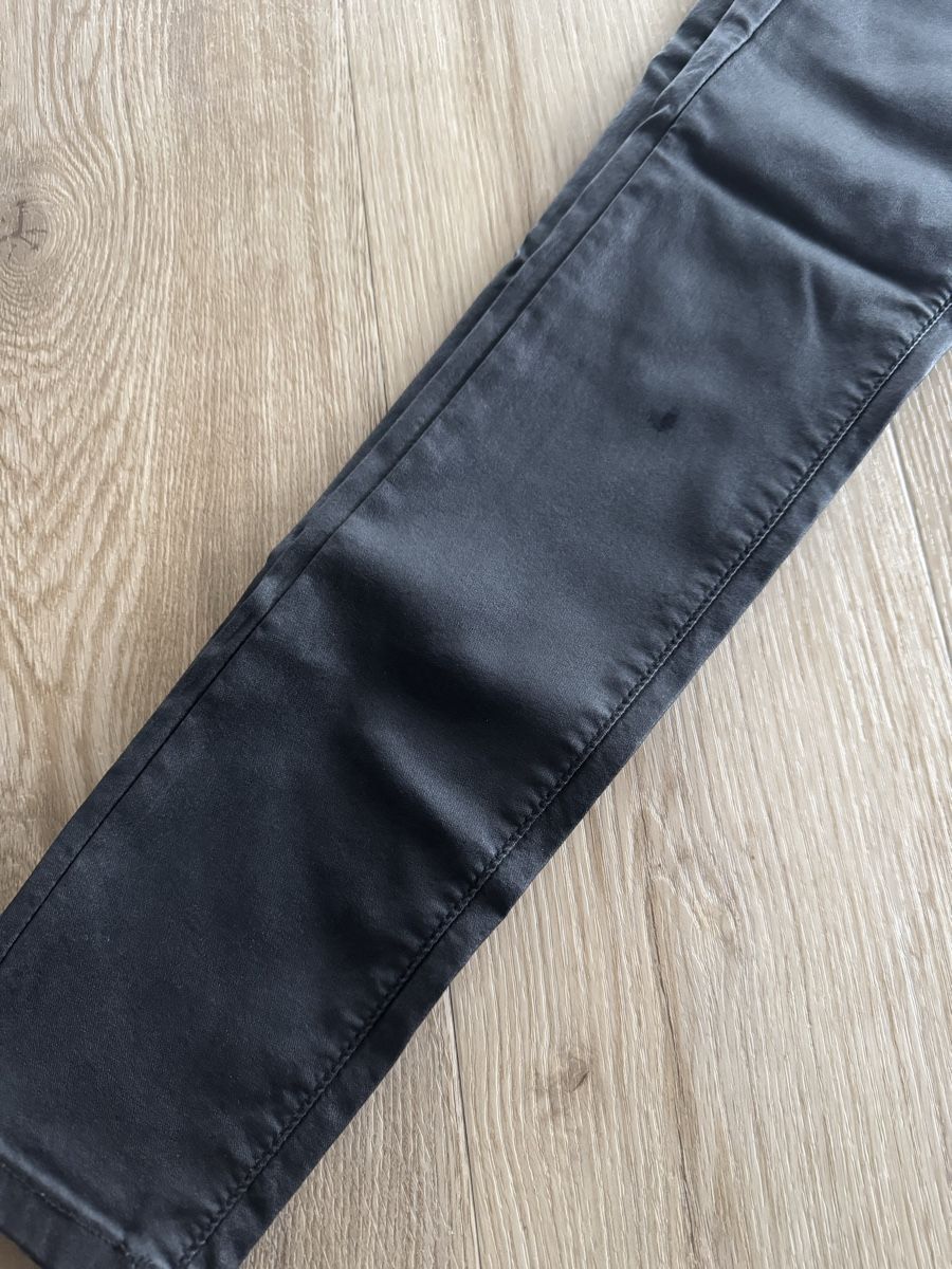 Only Pantaloni: ONLY M Lederoptik-Hose – Usato da Kloten venduto da now20160 5