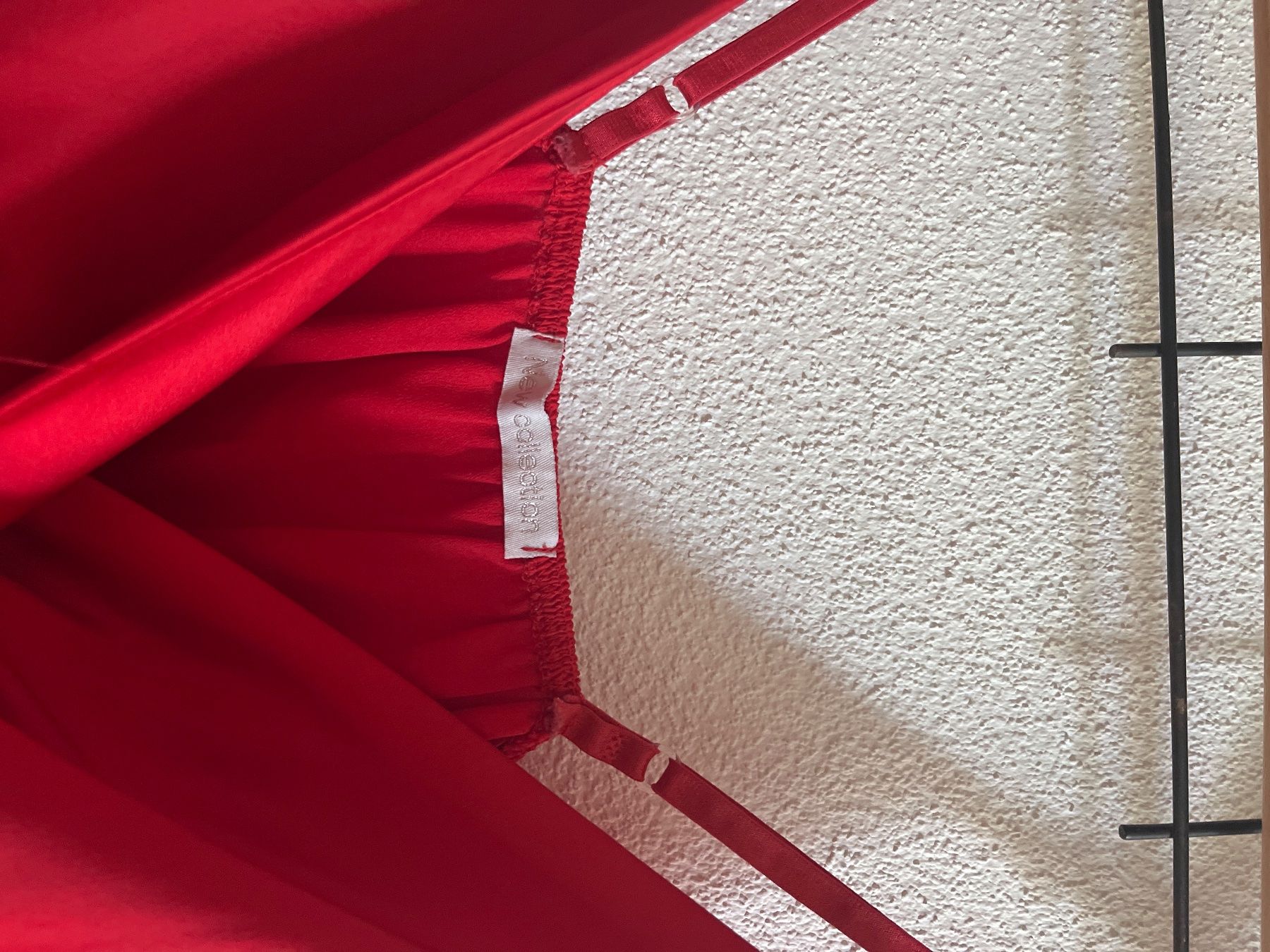Kleider & Röcke: Red shorts dress – Gebraucht aus Zürich von ste_89cs 3