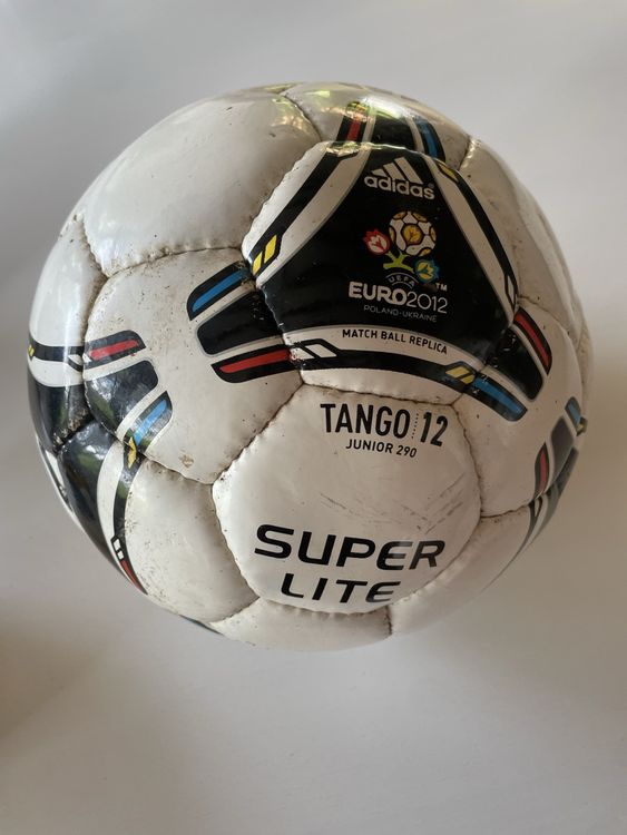 Adidas Tango 12 Super Lite Fussball EM 2012 Replica! (Gebraucht
