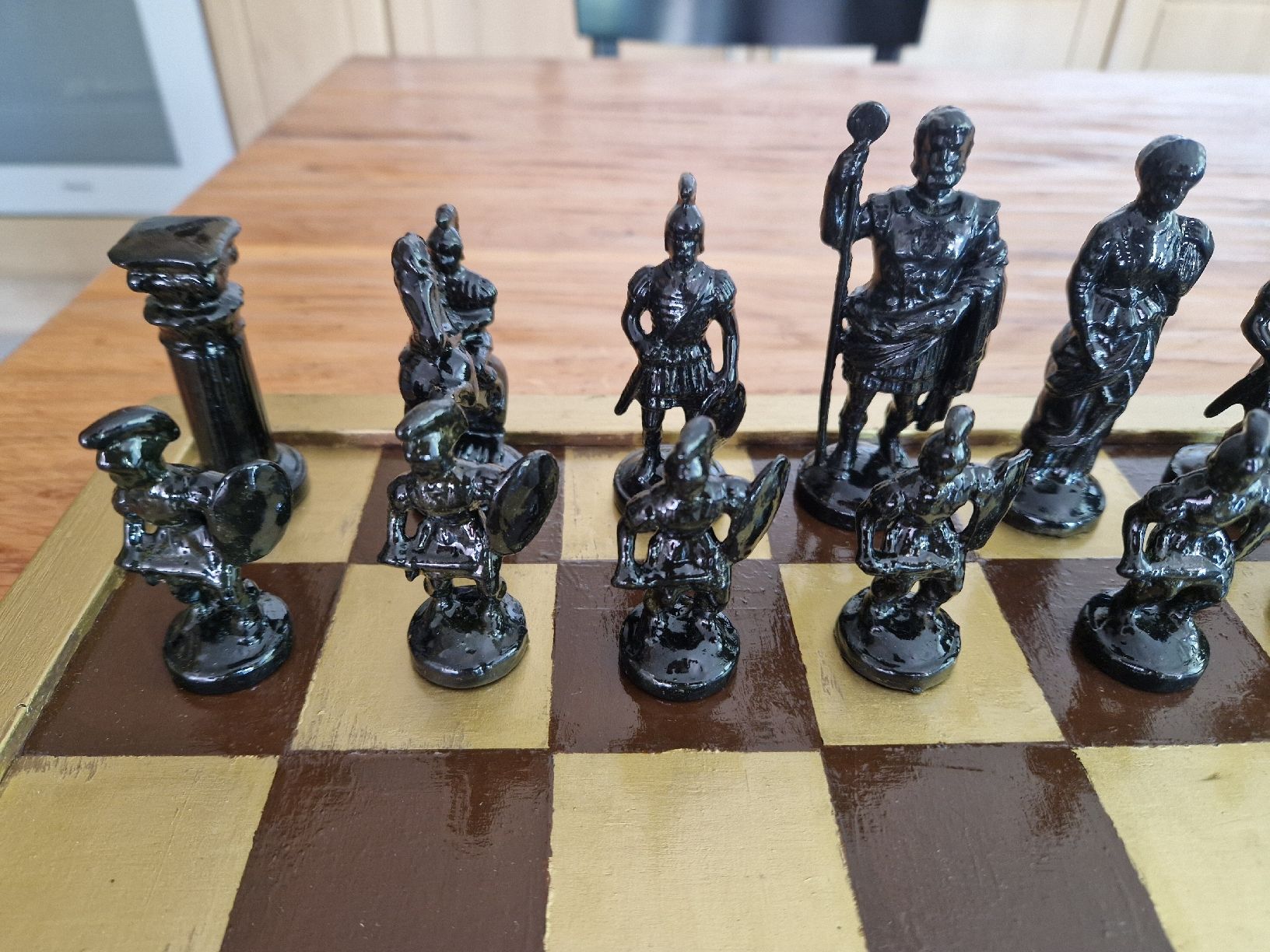 Spiele: Handgemachtes Schachspiel – Gebraucht aus Sursee von FKZ_13 4