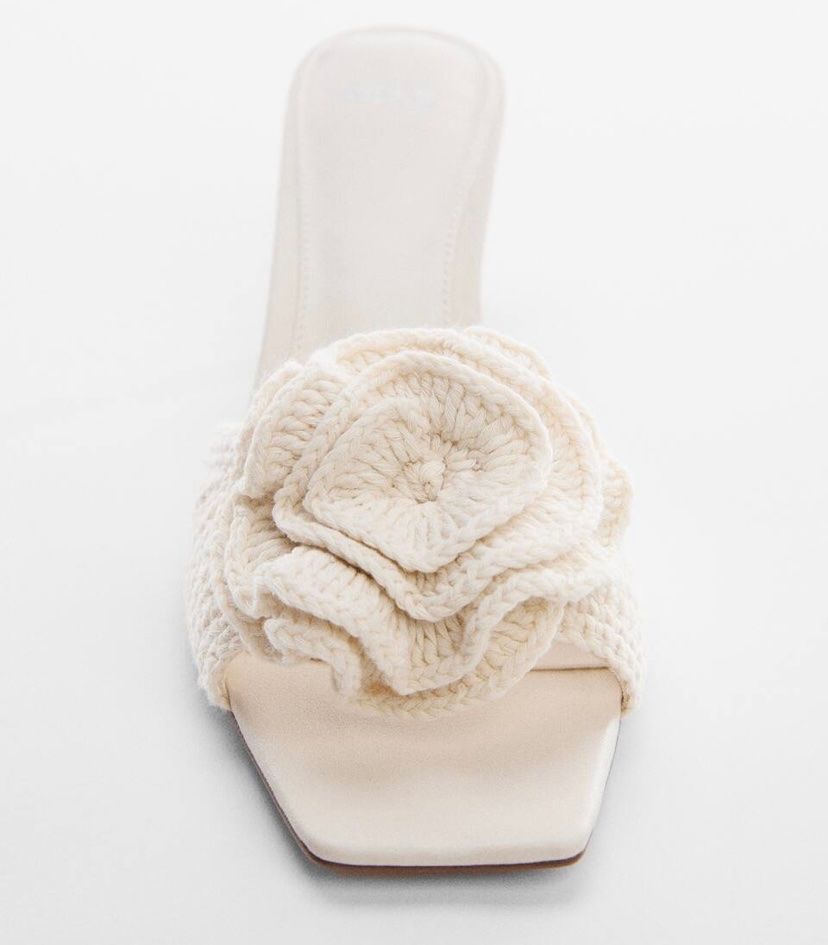 Mango Damenschuhe: MANGO süsse Sandale mit Häkelblume - neu - – Neu (gemäss Beschreibung) aus Jona von vanessasupermarket20 5